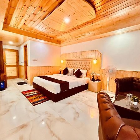 Himalayan Hill Queen Resort, Manali M98160-43400 Kültér fotó