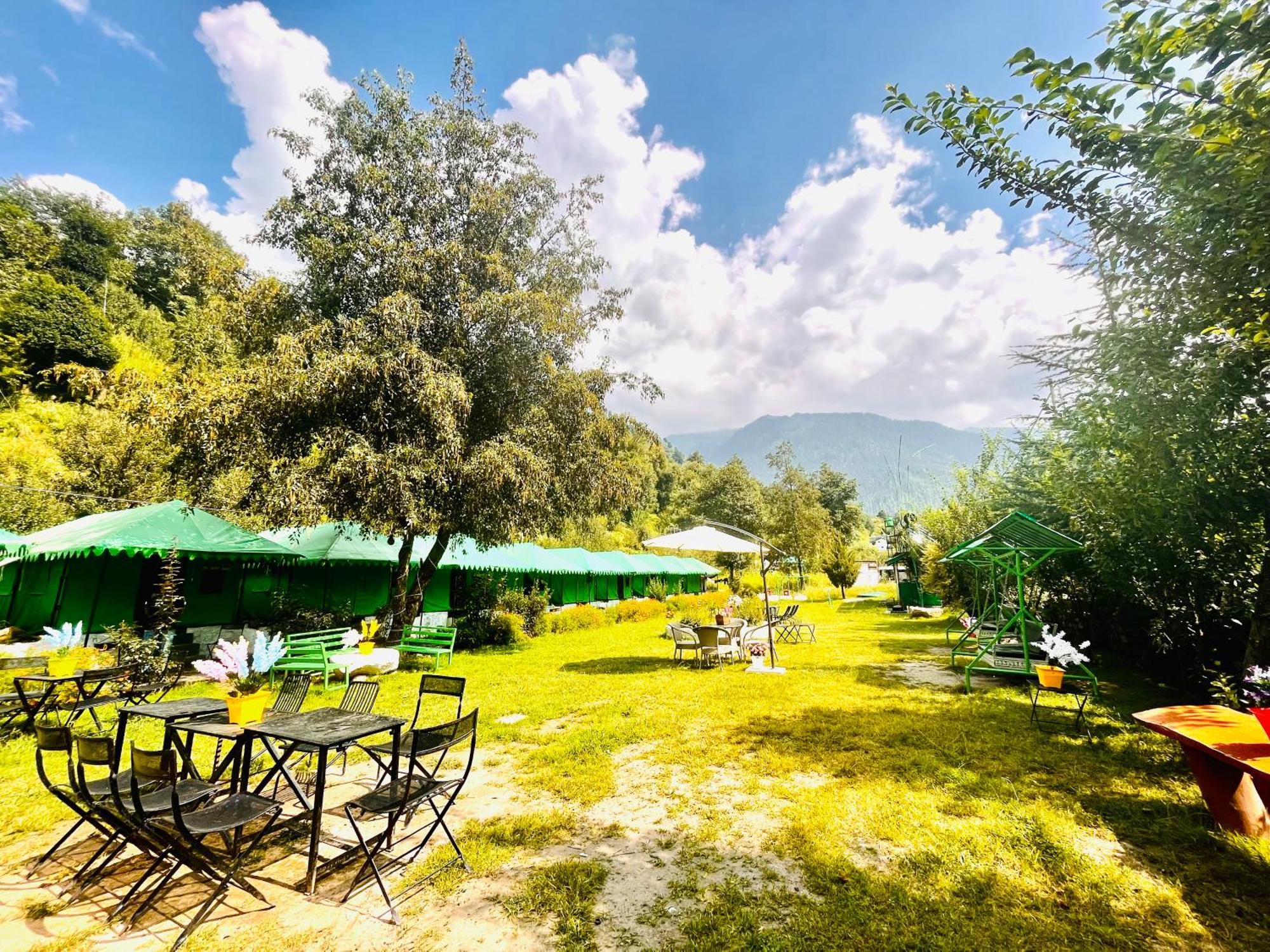 Himalayan Hill Queen Resort, Manali M98160-43400 Kültér fotó