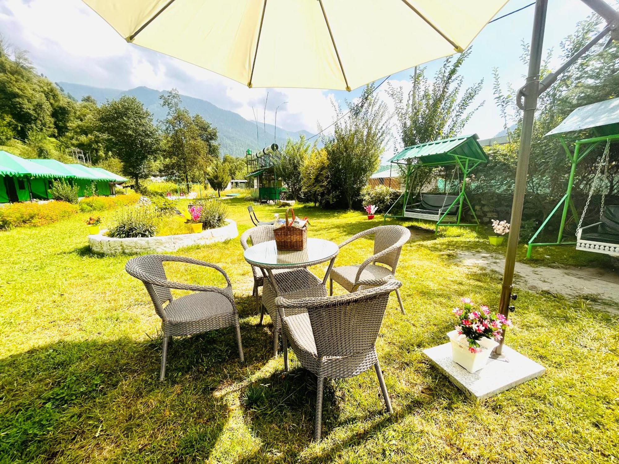 Himalayan Hill Queen Resort, Manali M98160-43400 Kültér fotó