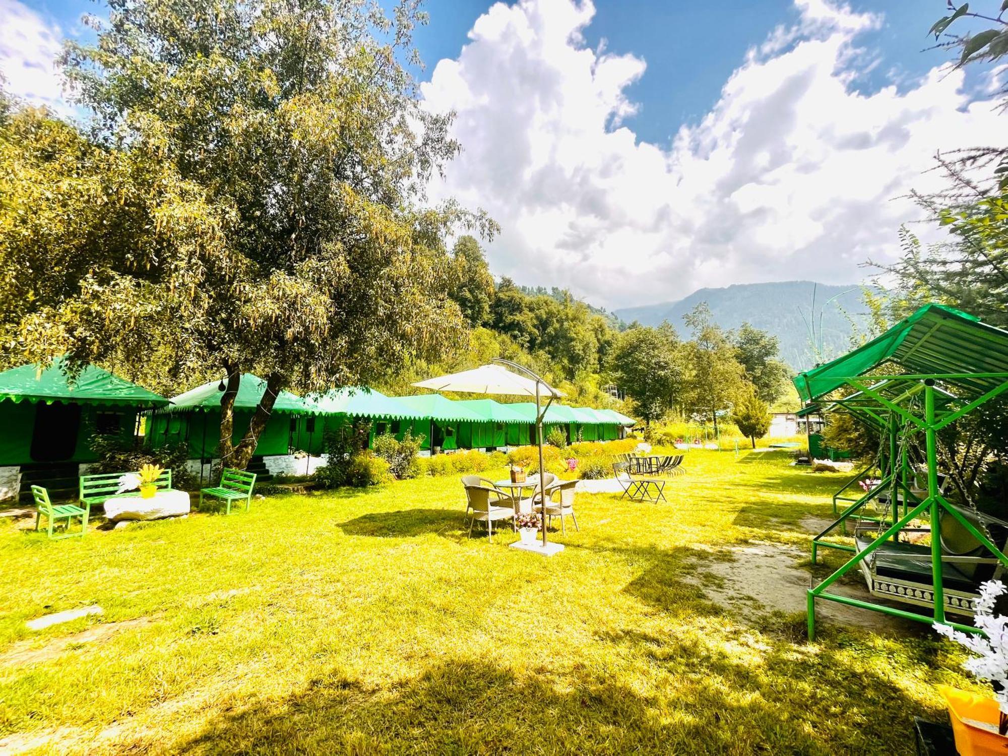 Himalayan Hill Queen Resort, Manali M98160-43400 Kültér fotó